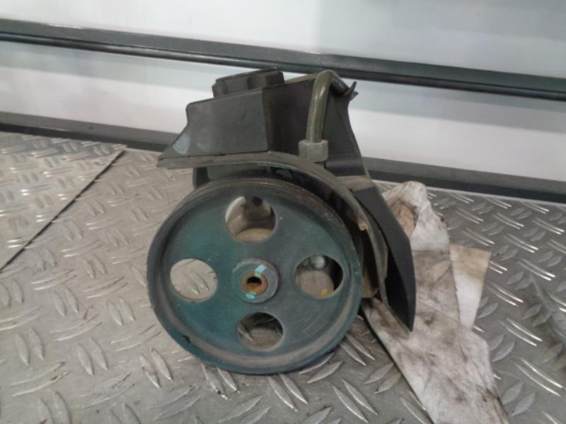 Pompe de direction PEUGEOT 206 PHASE 1 Essence - 1