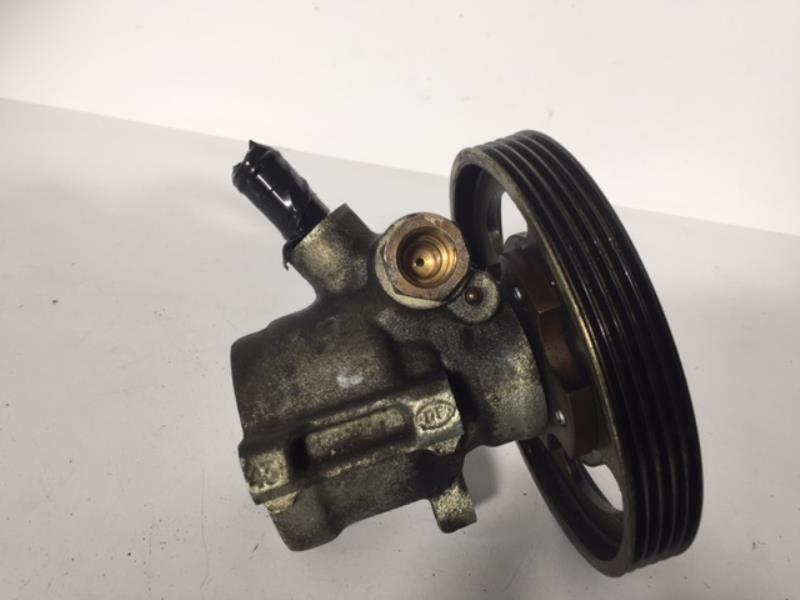 Pompe de direction PEUGEOT 306 PHASE 1 Essence - 1