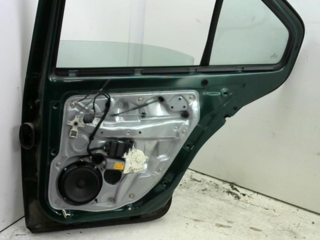 Porte arriere droit VOLKSWAGEN BORA Essence - 1