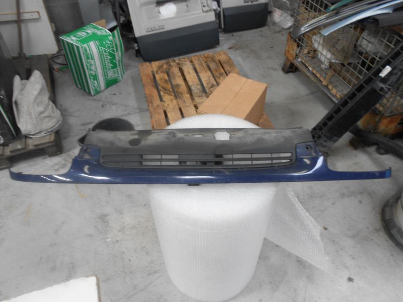 Calandre RENAULT CLIO 2 PHASE 1 Diesel - 1