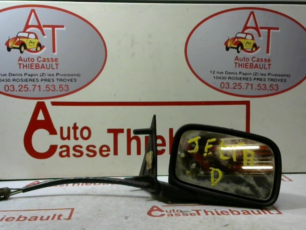 Retrovisor derecho VOLKSWAGEN JETTA 1  - 1