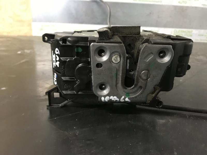 Serrure avant droit RENAULT CLIO 3 PHASE 1 BREAK Diesel - 1