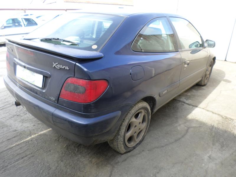 Image Feu arriere principal gauche (feux) - CITROEN XSARA