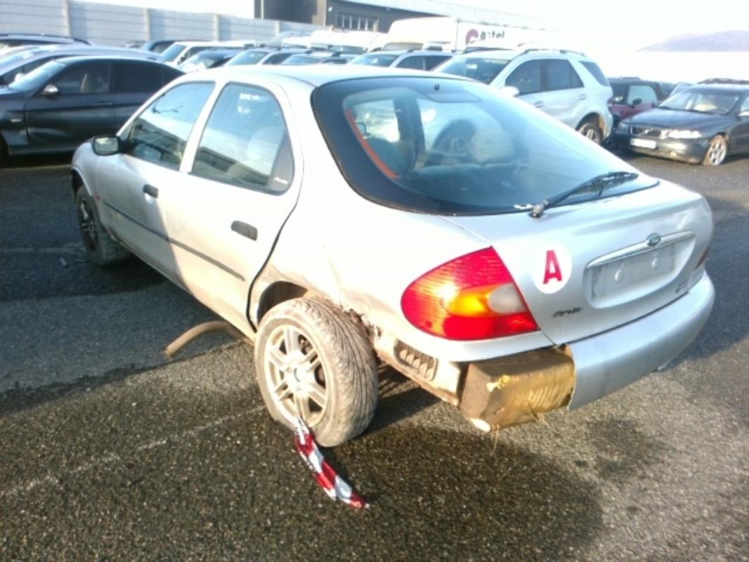 Image Capot - FORD MONDEO 1