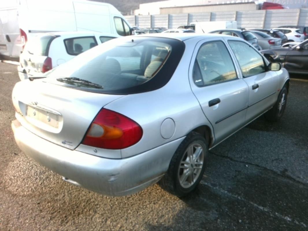 Image Capot - FORD MONDEO 1