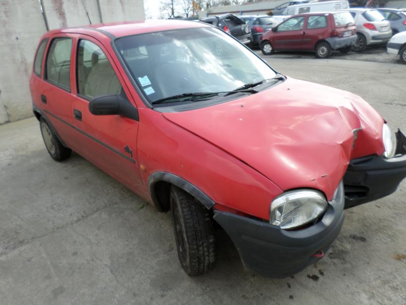 Image Feu arriere principal droit (feux) - OPEL CORSA B