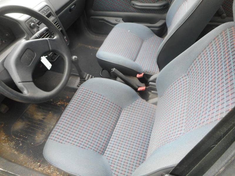 Image Pare choc arriere - PEUGEOT 106