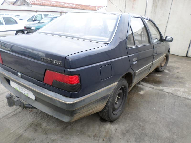 Image Feu arriere principal droit (feux) - PEUGEOT 405