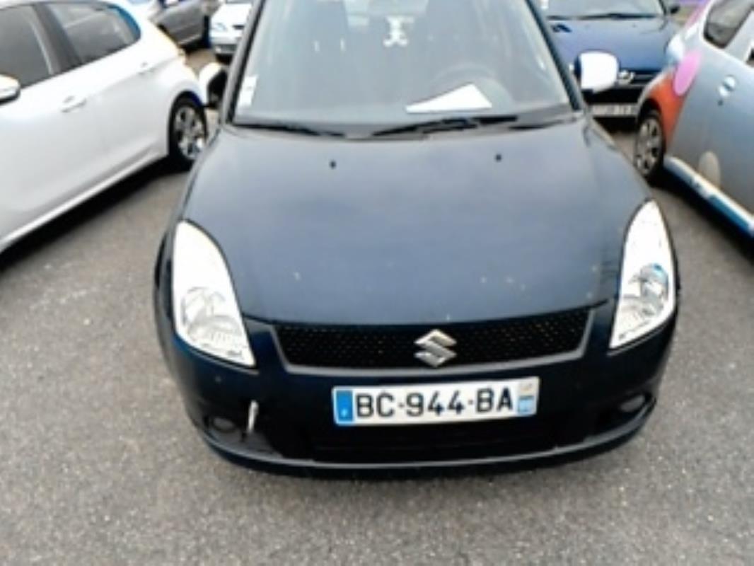 Plage arriere SUZUKI SWIFT 3 Diesel - 1