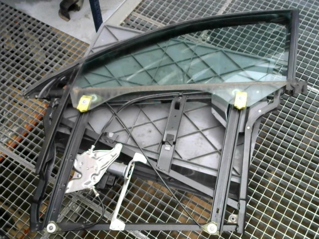 Leve vitre electrique avant gauche AUDI A6 2 AVANT PHASE 2 BREAK Diesel - 1