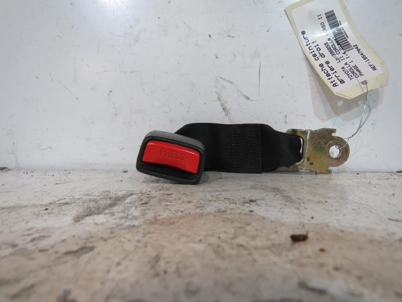 Aggancio cintura sicurezza posteriore destro TOYOTA COROLLA 10 PHASE 2 Diésel - 1