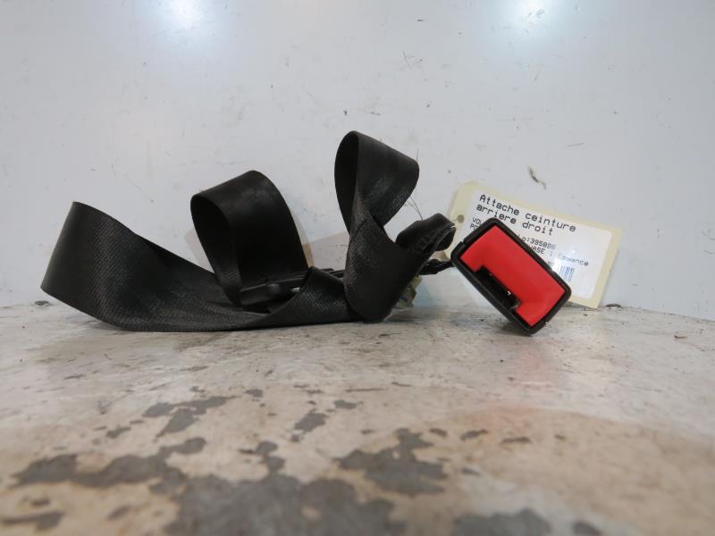 Aggancio cintura sicurezza posteriore destro VOLKSWAGEN POLO 4 PHASE 1 Gasolina - 1