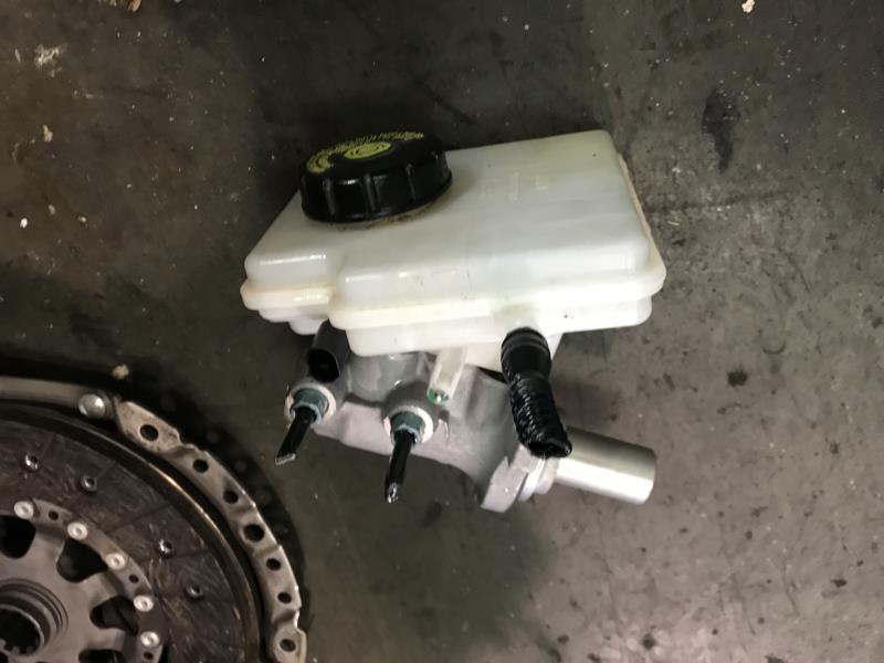 Maitre cylindre (freinage) MINI MINI 2 R56 PHASE 2  - 1