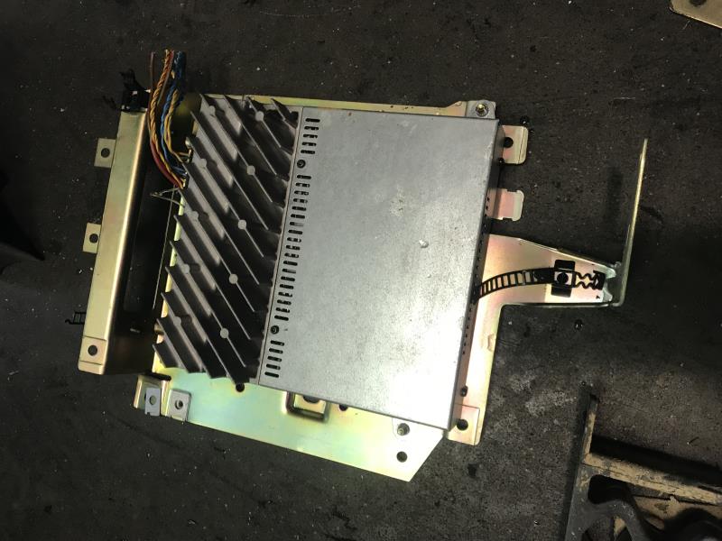 Amplificateur audio BMW SERIE 7 E38  - 1