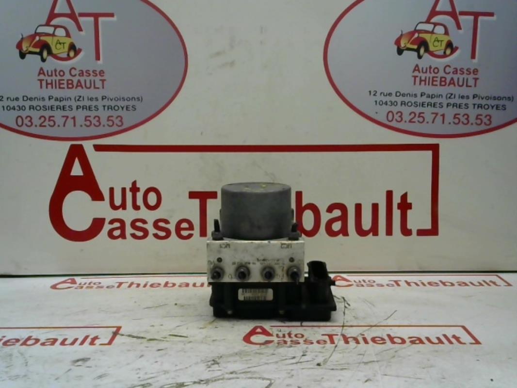 Bloc ABS (freins anti-blocage) CITROEN C4 1 PHASE 2 COUPE Essence - 1