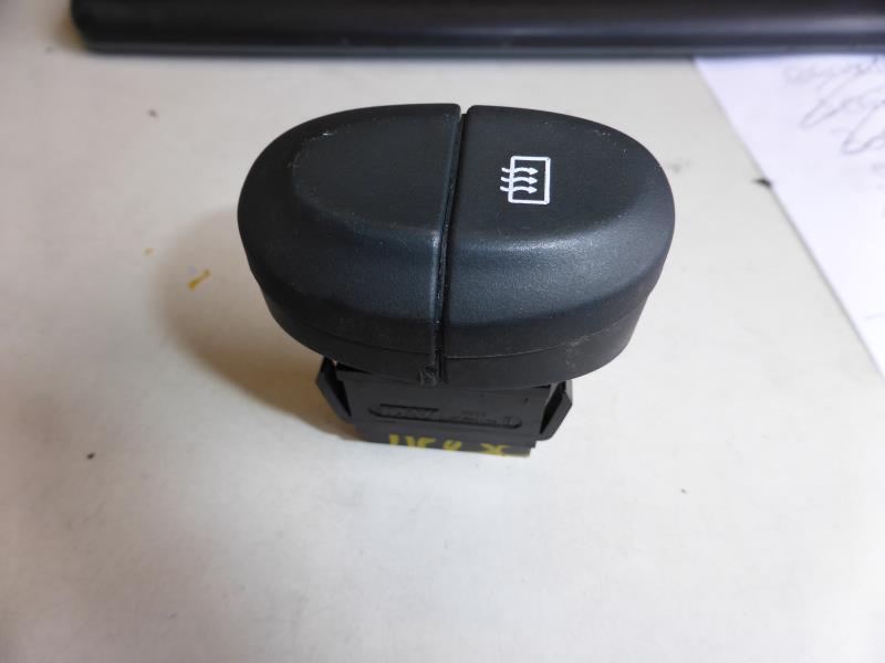 Bouton/Interrupteur RENAULT SCENIC 1 PHASE 1  - 1