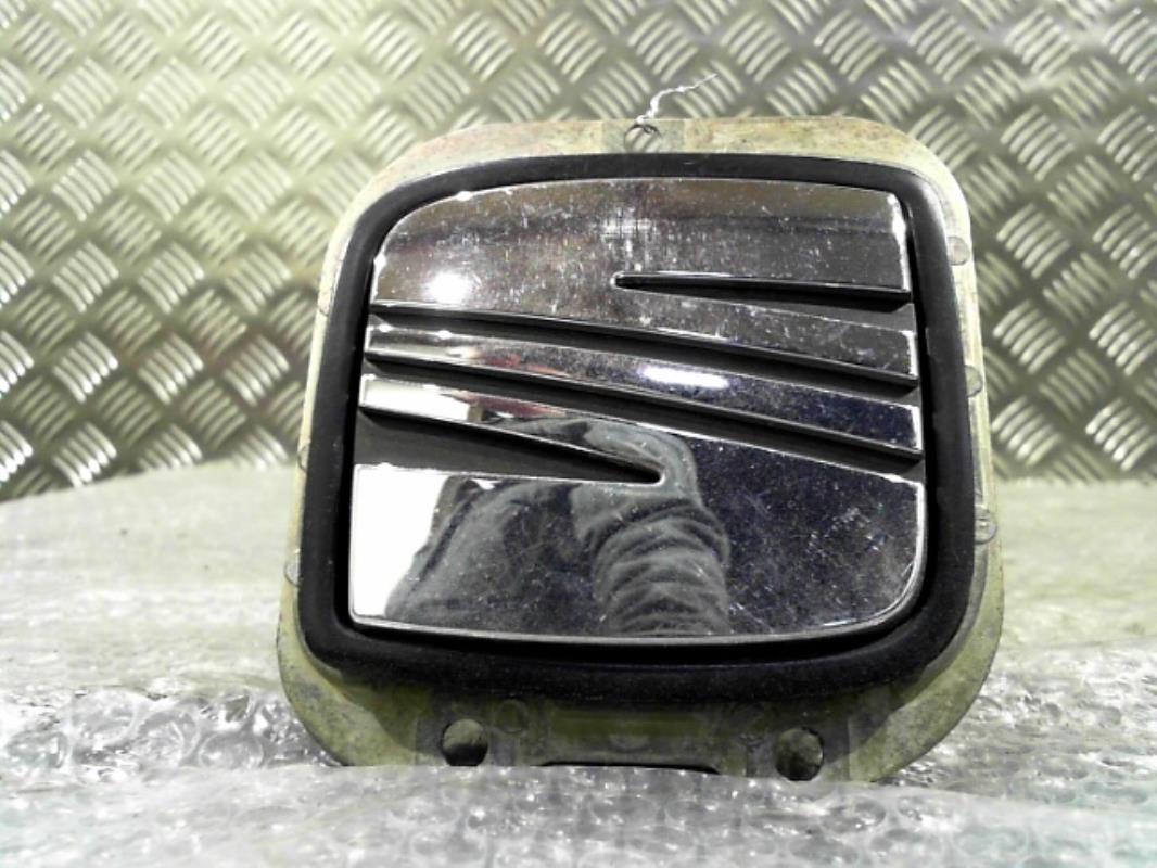 Bouton de coffre SEAT LEON 1 Diesel - 1
