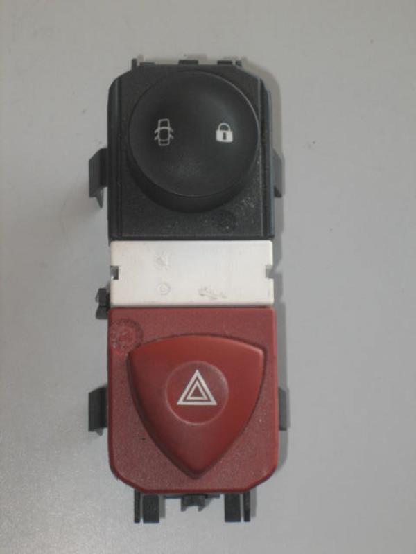 Bouton de warning RENAULT SCENIC 2 PHASE 1 Diesel - 1