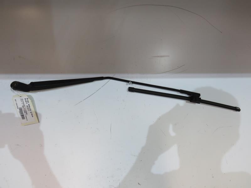 Braccio tergicristallo anteriore destro VOLKSWAGEN POLO 4 PHASE 1 Gasolina - 1