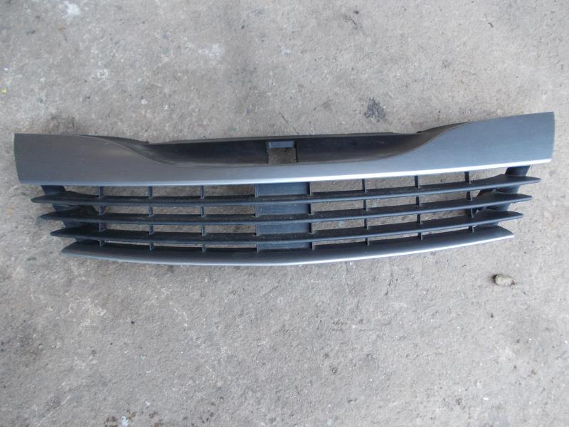 Calandre RENAULT LAGUNA 2 PHASE 1 BREAK Diesel - 1
