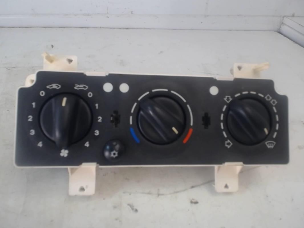 Commande chauffage CITROEN XSARA PHASE 2 BREAK Essence - 1