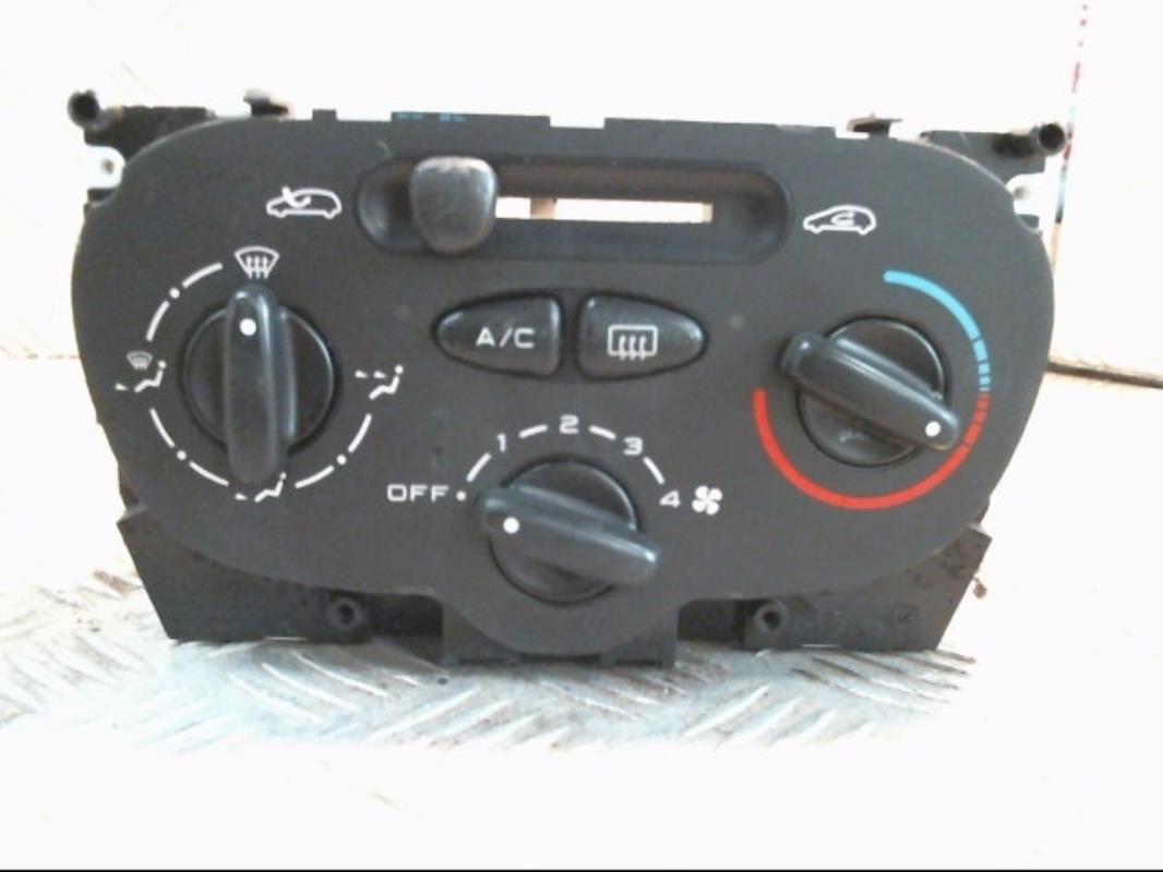 Commande chauffage PEUGEOT 206 PHASE 1 Essence - 1