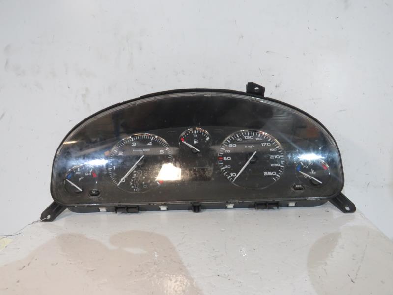 Compteur PEUGEOT 406 COUPE Essence - 1