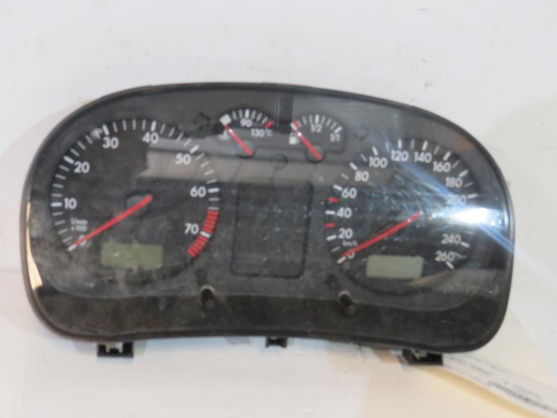 Compteur VOLKSWAGEN BORA BREAK Essence - 1