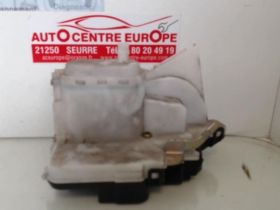 Chiusura centralizzata posteriore sinistra VOLKSWAGEN POLO 3 PHASE 1  - 1