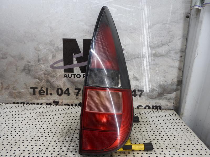 Fanale posteriore principale destro (luci) RENAULT LAGUNA 1 PHASE 2 BREAK Diésel - 1