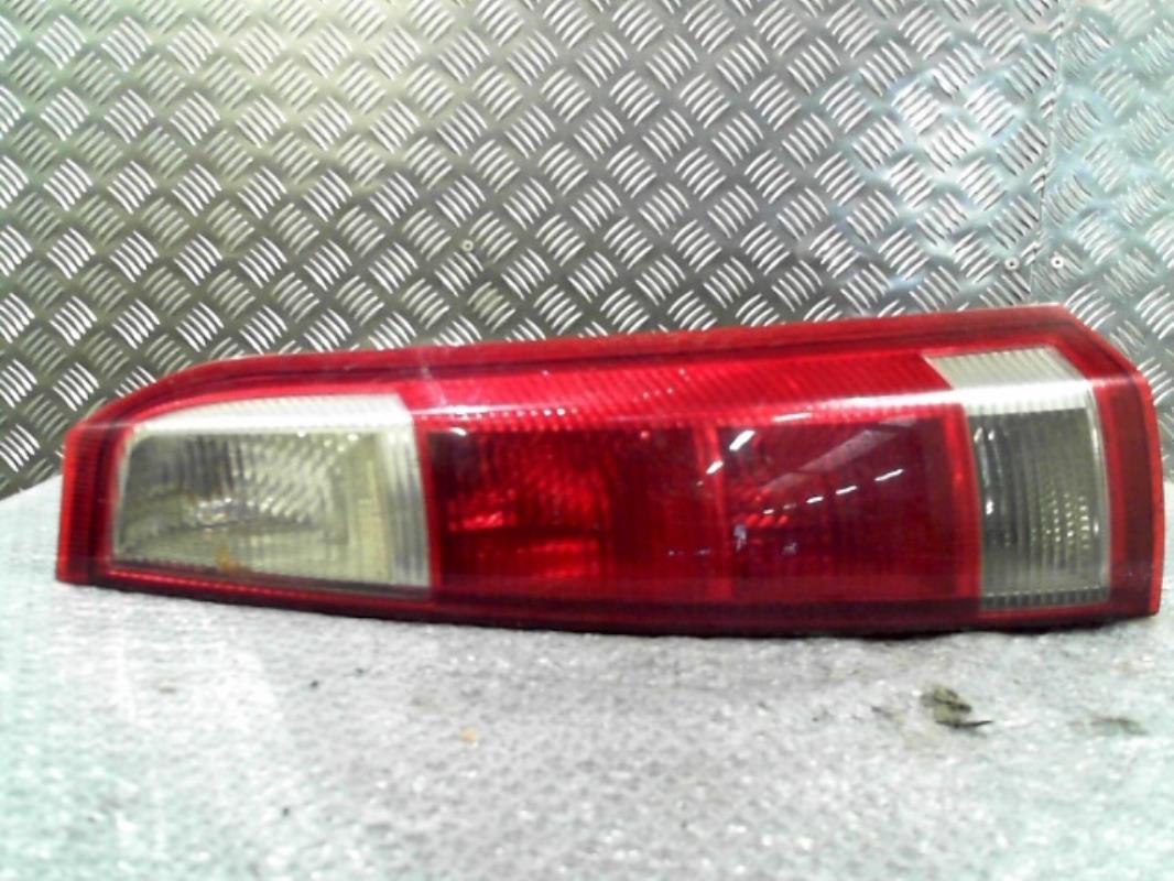 Fanale posteriore principale destro (luci) OPEL MERIVA A PHASE 1 Diésel - 1