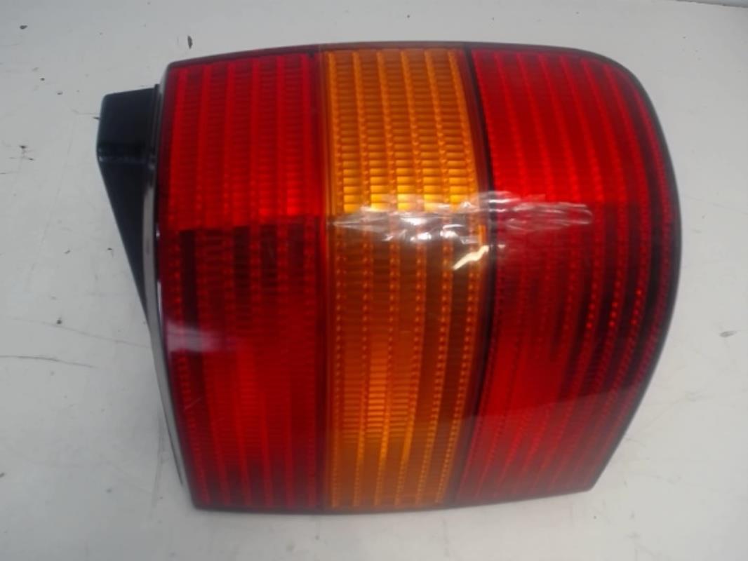 Fanale posteriore principale destro (luci) VOLKSWAGEN PASSAT 3 Diésel - 1