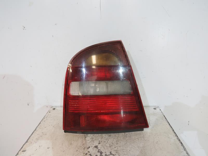 Fanale posteriore principale sinistro (luci) SKODA OCTAVIA 1 PHASE 1 Diésel - 1