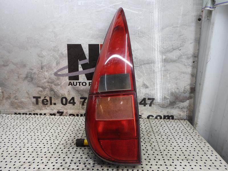 Fanale posteriore principale sinistro (luci) RENAULT LAGUNA 1 PHASE 2 BREAK Diésel - 1