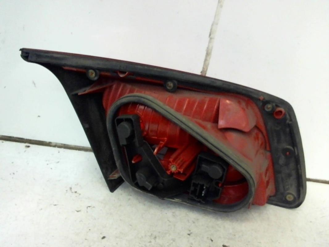 Feu arriere secondaire droit (feux) RENAULT VEL SATIS PHASE 1 Diesel - 1