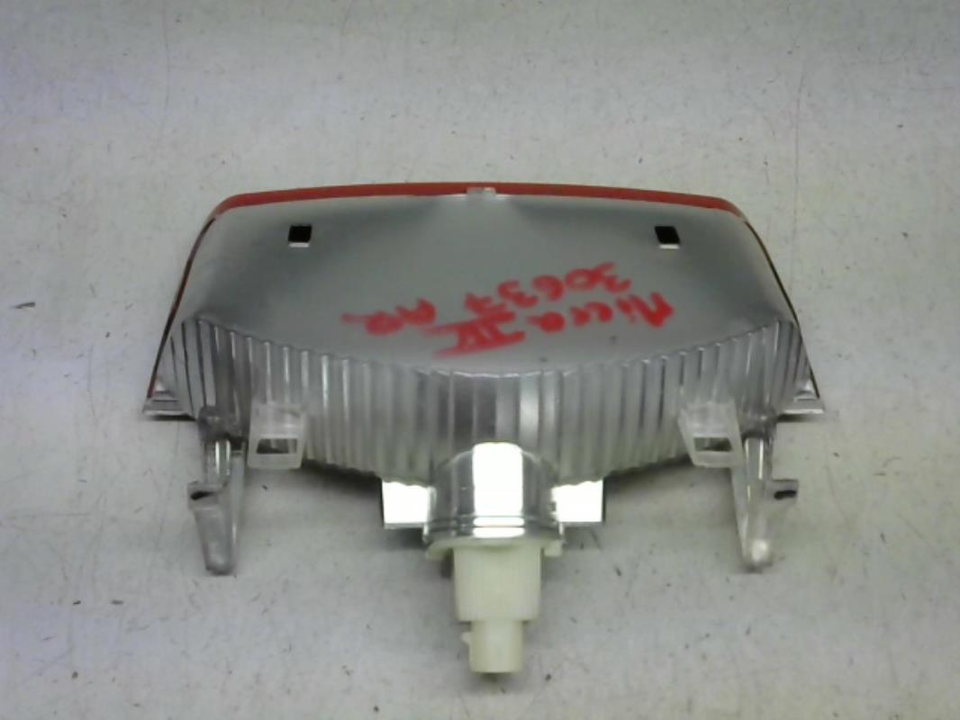 Feu arriere stop central NISSAN MICRA 3 PHASE 2 Essence - 1