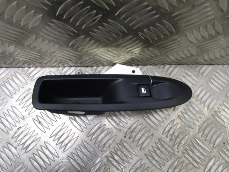Interruttore lavacristalli posteriore destro CITROEN C4 2 PHASE 1 Diésel - 1