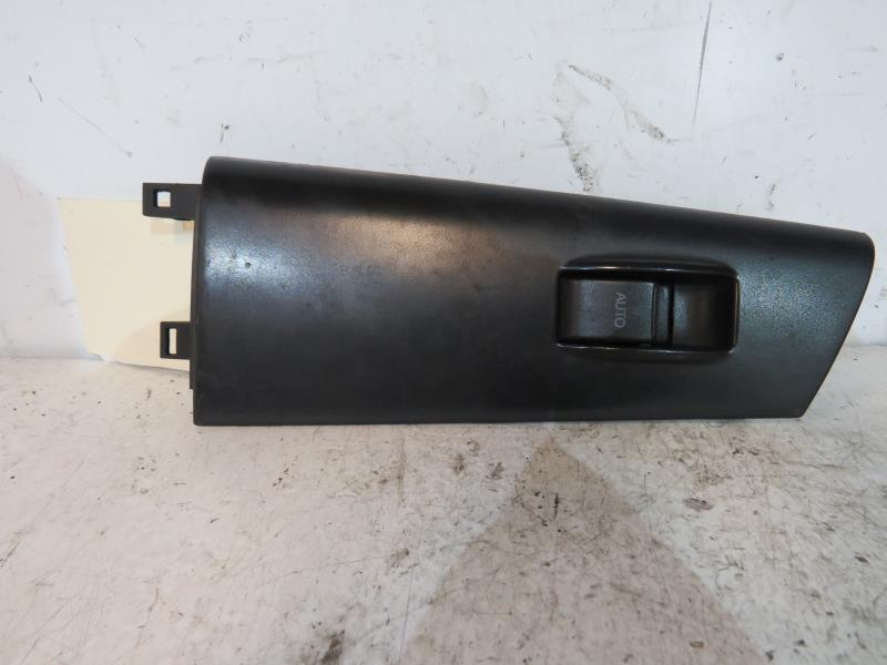 Interruttore lavacristalli anteriore destro TOYOTA COROLLA 10 PHASE 2 Diésel - 1