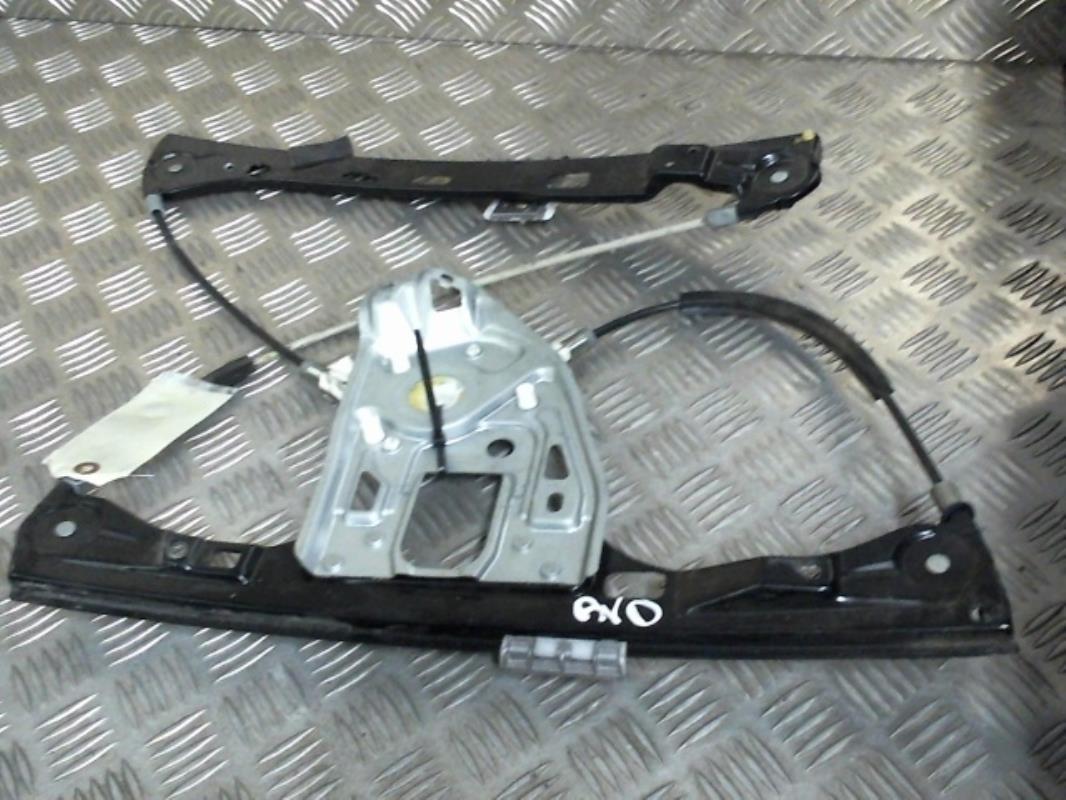 Alzacristalli elettrico anteriore destro MERCEDES CLASSE C 203 PHASE 1 Diésel - 1