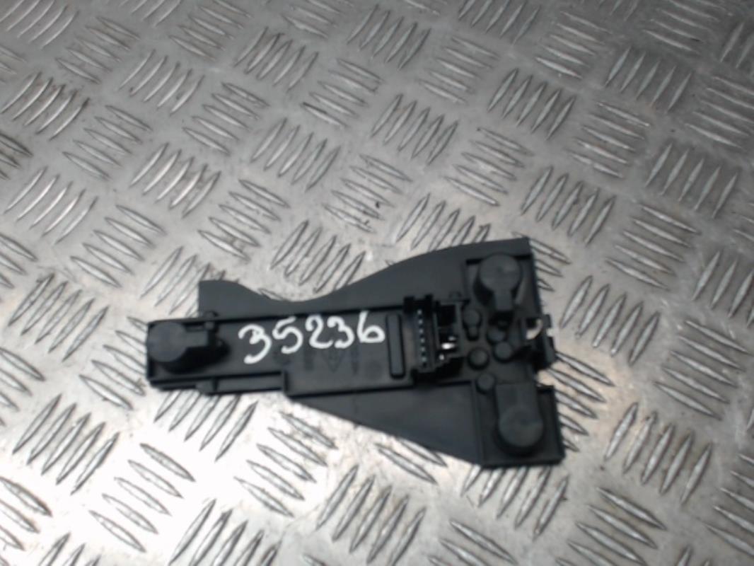 Base portalampade fanale posteriore destro RENAULT MEGANE 1 PHASE 1 COUPE Gasolina - 1
