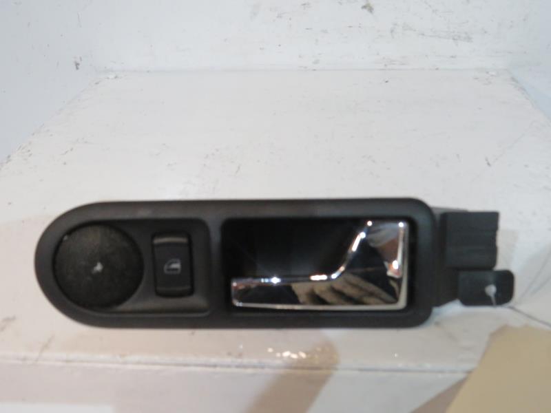 Maniglia interna posteriore destra VOLKSWAGEN BORA BREAK Gasolina - 1