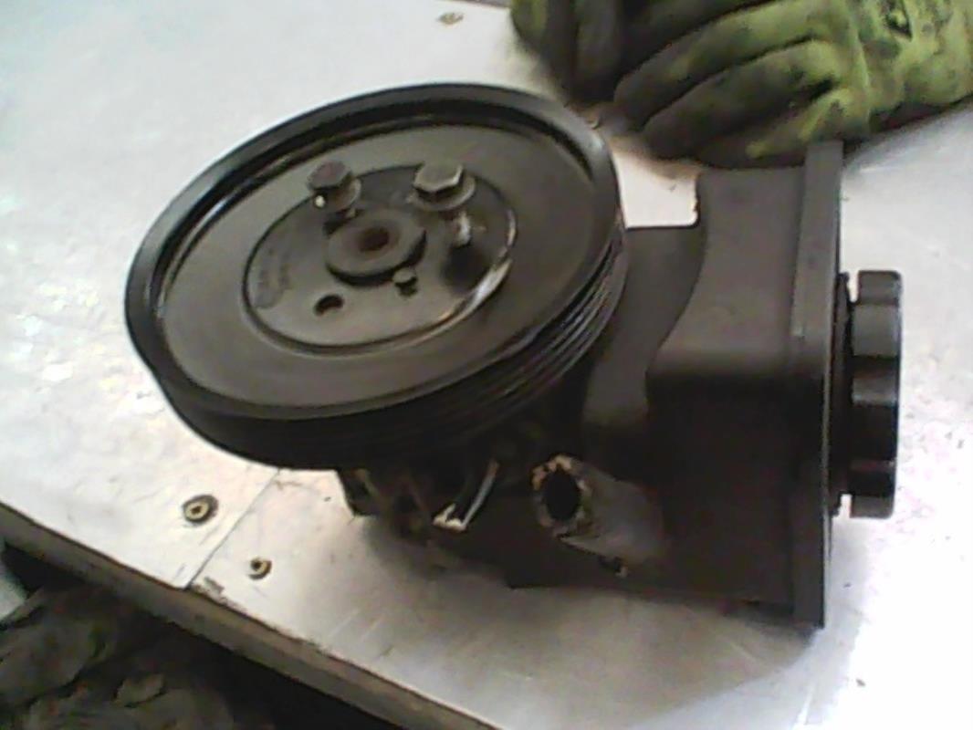 Pompe de direction BMW SERIE 3 E46 PHASE 1 Diesel - 1