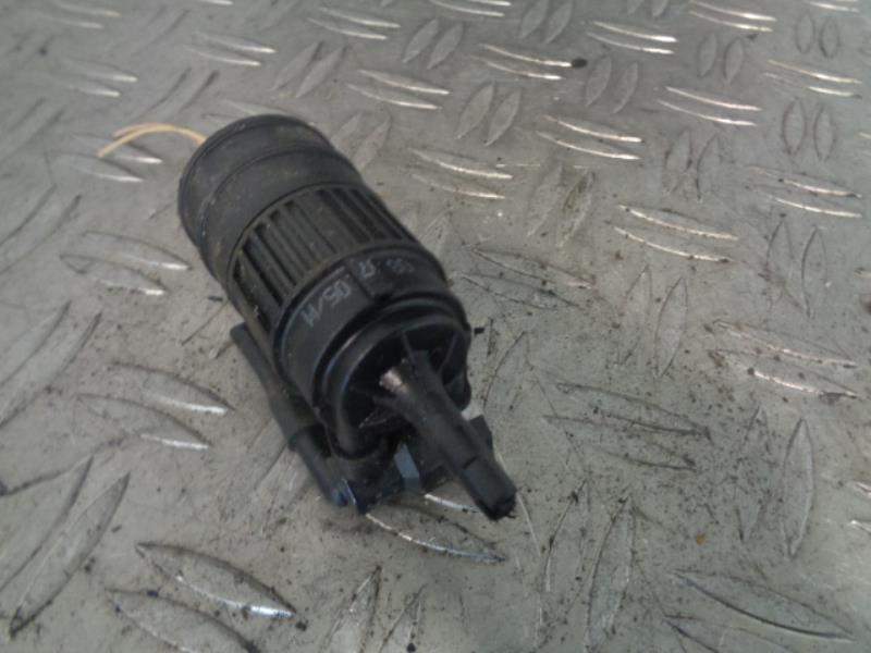 Pompe lave glace avant RENAULT CLIO 2 PHASE 1 Essence - 1