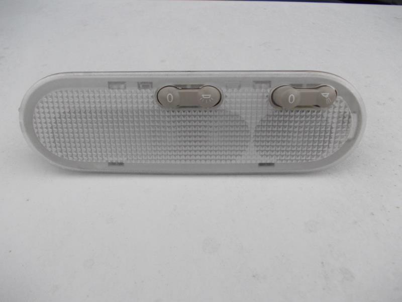 Eclairage de plafonnier RENAULT CLIO 3 PHASE 1 Diesel - 1