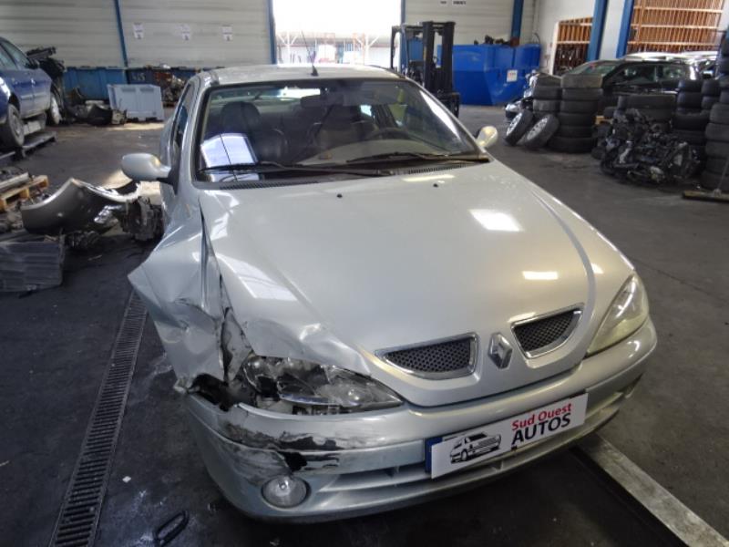 Compresseur clim RENAULT MEGANE 1 PHASE 2 COUPE Diesel - 1