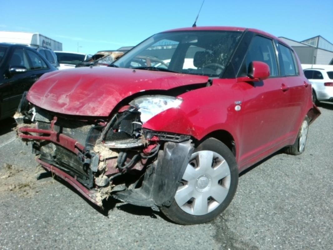 Image Malle/Hayon arriere - SUZUKI SWIFT 3