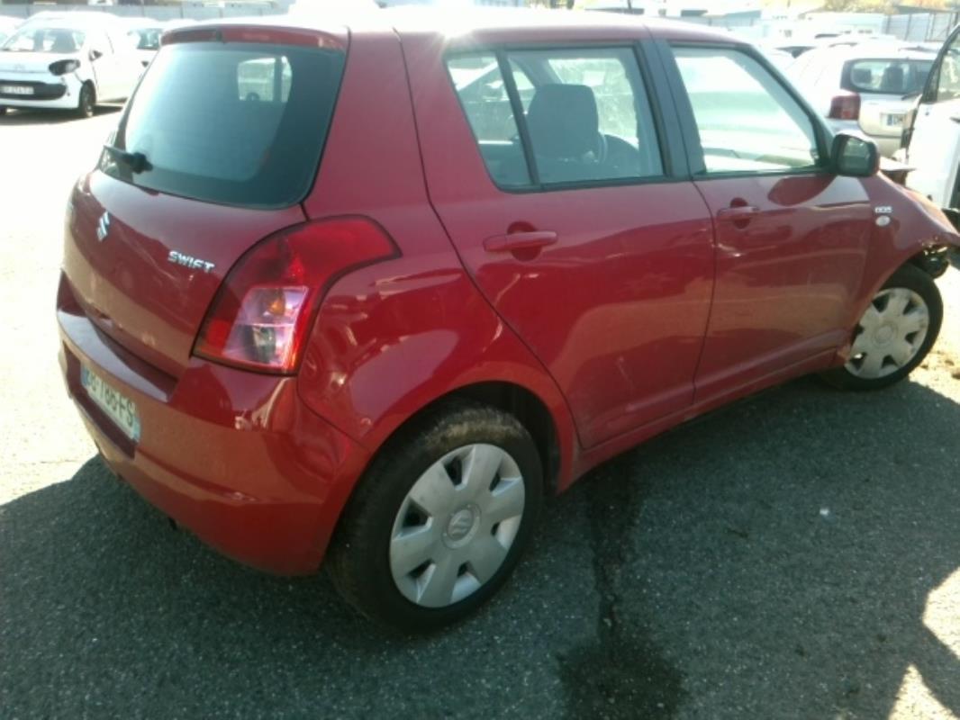 Image Malle/Hayon arriere - SUZUKI SWIFT 3