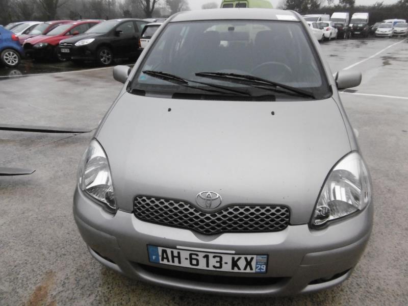 Image Feu arriere principal gauche (feux) - TOYOTA YARIS 1