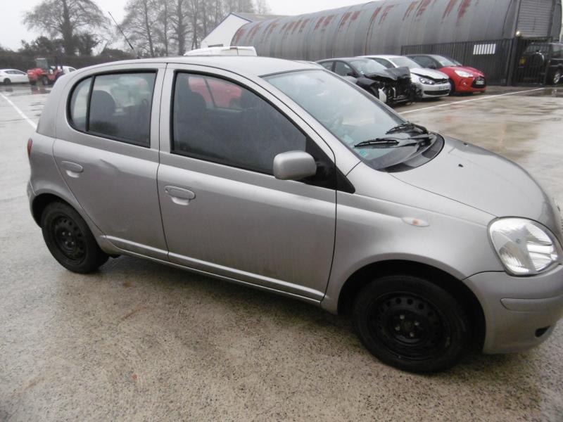 Image Feu arriere principal gauche (feux) - TOYOTA YARIS 1