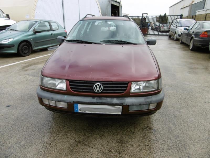 Image Feu arriere principal gauche (feux) - VOLKSWAGEN PASSAT (3A)